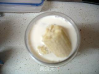 【香蕉雪冰】简简单单~清清凉凉的做法步骤：2