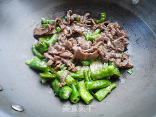 杭椒牛肉——下饭菜的做法步骤：10