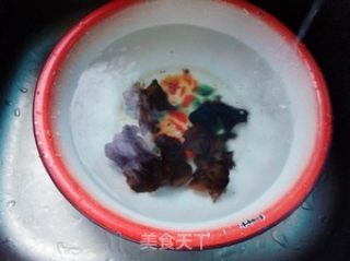 木耳花生莲子糊的做法步骤：1