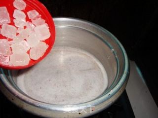 木耳花生莲子糊的做法步骤：5