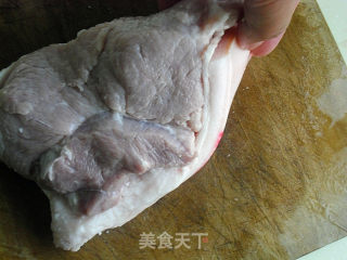 干烧鱼的做法步骤：1