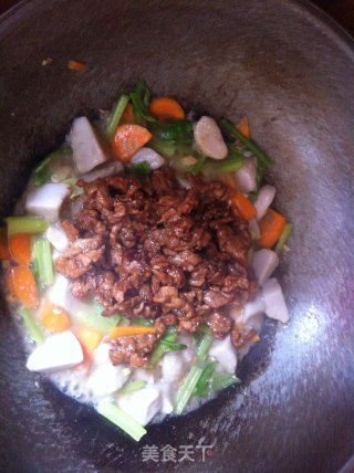 芋子炒肉--家常下饭菜的做法步骤：10