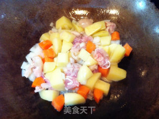 黄金咖喱鸡肉饭的做法步骤：2