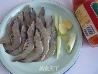 番茄虾的做法步骤：1