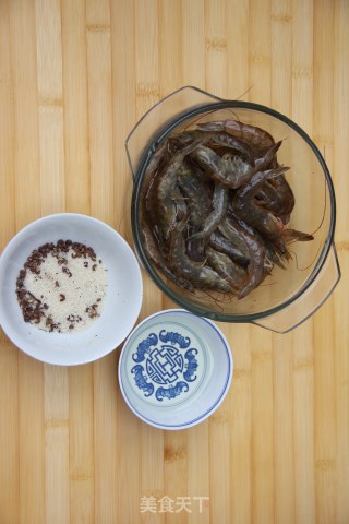 自制美味小零食鲜虾干----附详细图解 巨方便的做法步骤：1