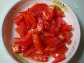 香菇番茄炒冬瓜的做法步骤：2
