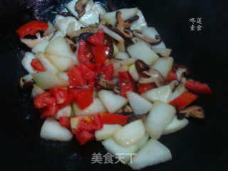 香菇番茄炒冬瓜的做法步骤：6