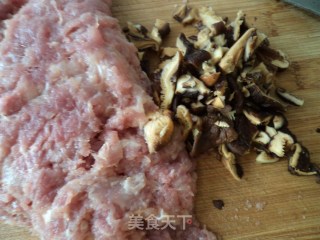 纯手工——香菇猪肉丸的做法步骤：3