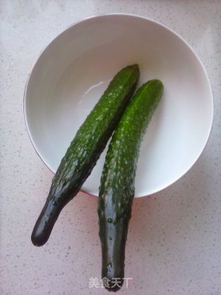 爽口黄瓜金针菇的做法步骤：2