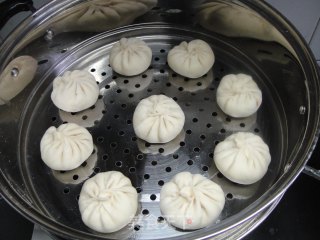 多汁的三鲜肉包的做法步骤：3