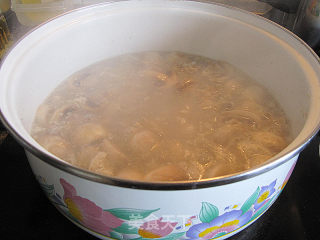 香菜牛肉蘑菇羹的做法步骤：8