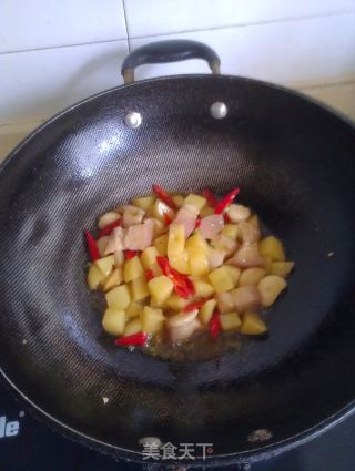土豆烧五花肉的做法步骤：15