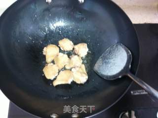 番茄土豆焖鸡翼的做法步骤：2
