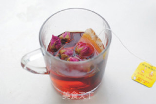 【玫瑰奶茶】自制放心甜蜜饮品的做法步骤：4