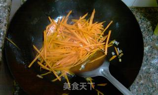 胡萝卜炒土豆丝的做法步骤：5