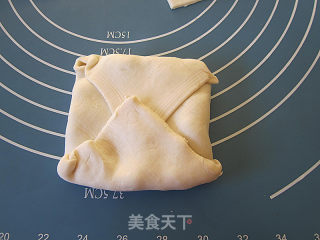 酥皮红豆沙饼的做法步骤：3