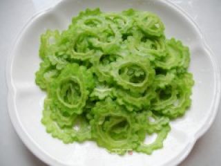 甜酒酿泡苦瓜的做法步骤：5