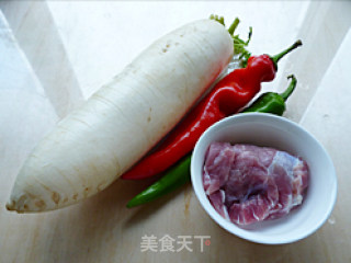 萝卜肉卷的做法步骤：1