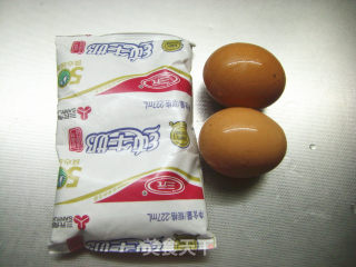牛奶炖蛋的做法步骤：1