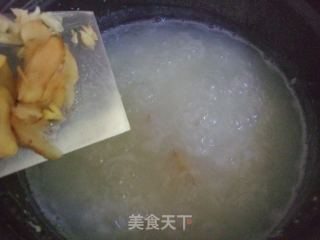 皮蛋瘦肉粥的做法步骤：6