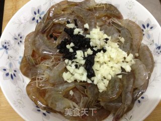 黑白蒜蓉蒸虾的做法步骤：5
