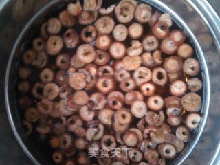 自制酸梅汤的做法步骤：1