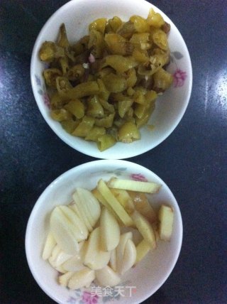 泡椒炒牛肉的做法步骤：4