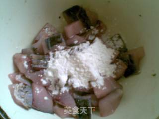 山椒杏菇炒鱼丁的做法步骤：7