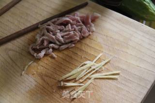 皮蛋瘦肉粥的做法步骤：3
