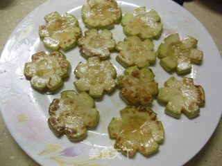 香煎西葫芦——【紫苏系列5】的做法步骤：8