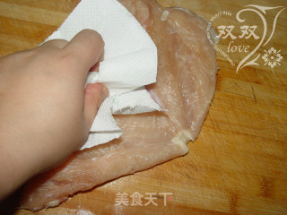巧用平底锅做烧烤风味鸡肉串——叉烧鸡肉串的做法步骤：1