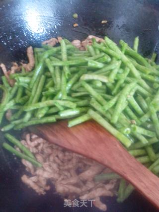 豇豆炒肉丝的做法步骤：5