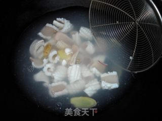 鱿鱼浇西兰花的做法步骤：4