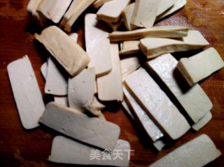 秘制小零食——五香豆干的做法步骤：2