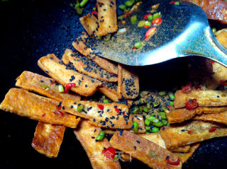 秘制小零食——五香豆干的做法步骤：10