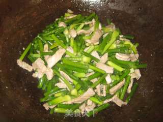 蒜薹炒肉的做法步骤：7