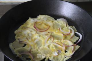 土豆洋葱鸡蛋饼的做法步骤：4