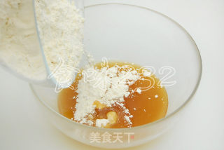 改良自来红月饼的做法步骤：6