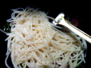 红肠桂林米粉的做法步骤：7