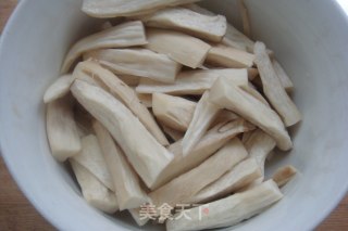 杏鲍菇炒香干的做法步骤：2