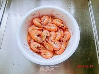 【让美食充满爱】1#爱之形意味——爱心香草香糟虾的做法步骤：9