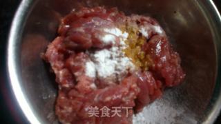 韩式年糕创新菜——牛肉年糕卷的做法步骤：1