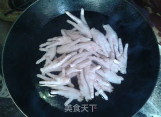 家常烧鸡爪的做法步骤：4