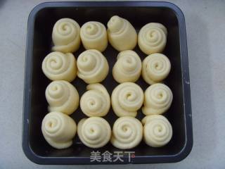 性感，诱人---脆底蜂蜜小面包的做法步骤：11