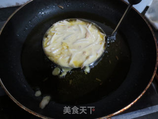 芋头丝鸡蛋饼的做法步骤：5