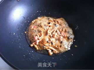 青椒肉丝炒水面筋的做法步骤：3