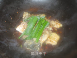 蒜香鲈鱼块的做法步骤：8