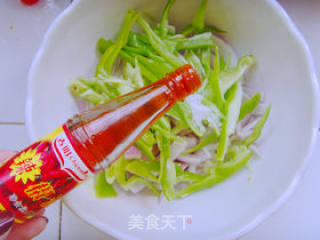 凉拌洋葱的做法步骤：8