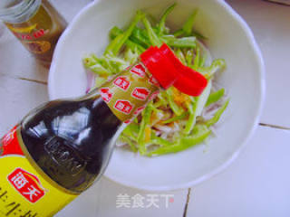凉拌洋葱的做法步骤：9
