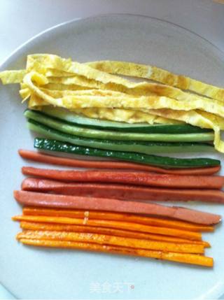 紫菜包饭的做法步骤：5